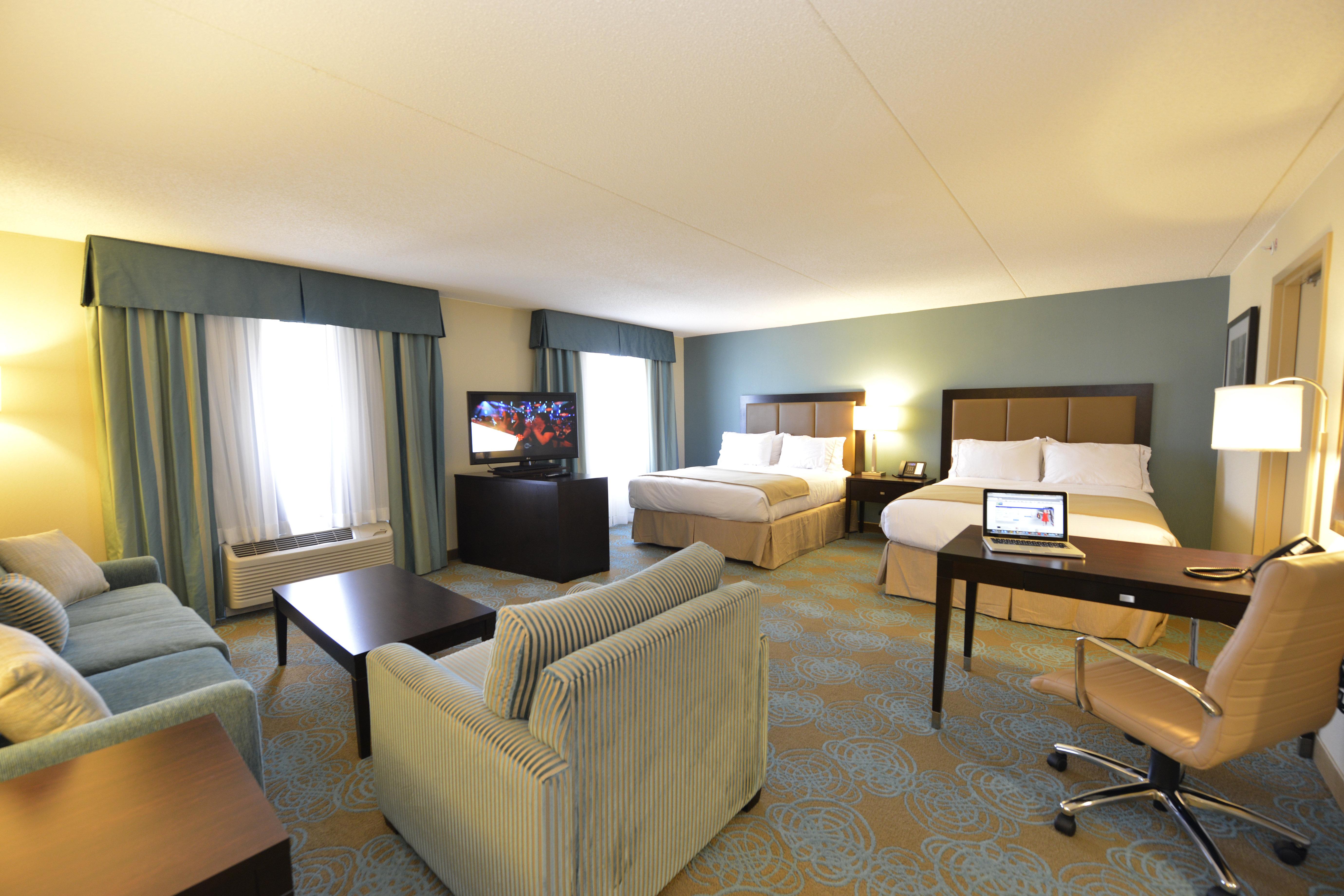 Holiday Inn Express Hotel & Suites Waterloo - St. Jacobs Area By Ihg Exterior foto