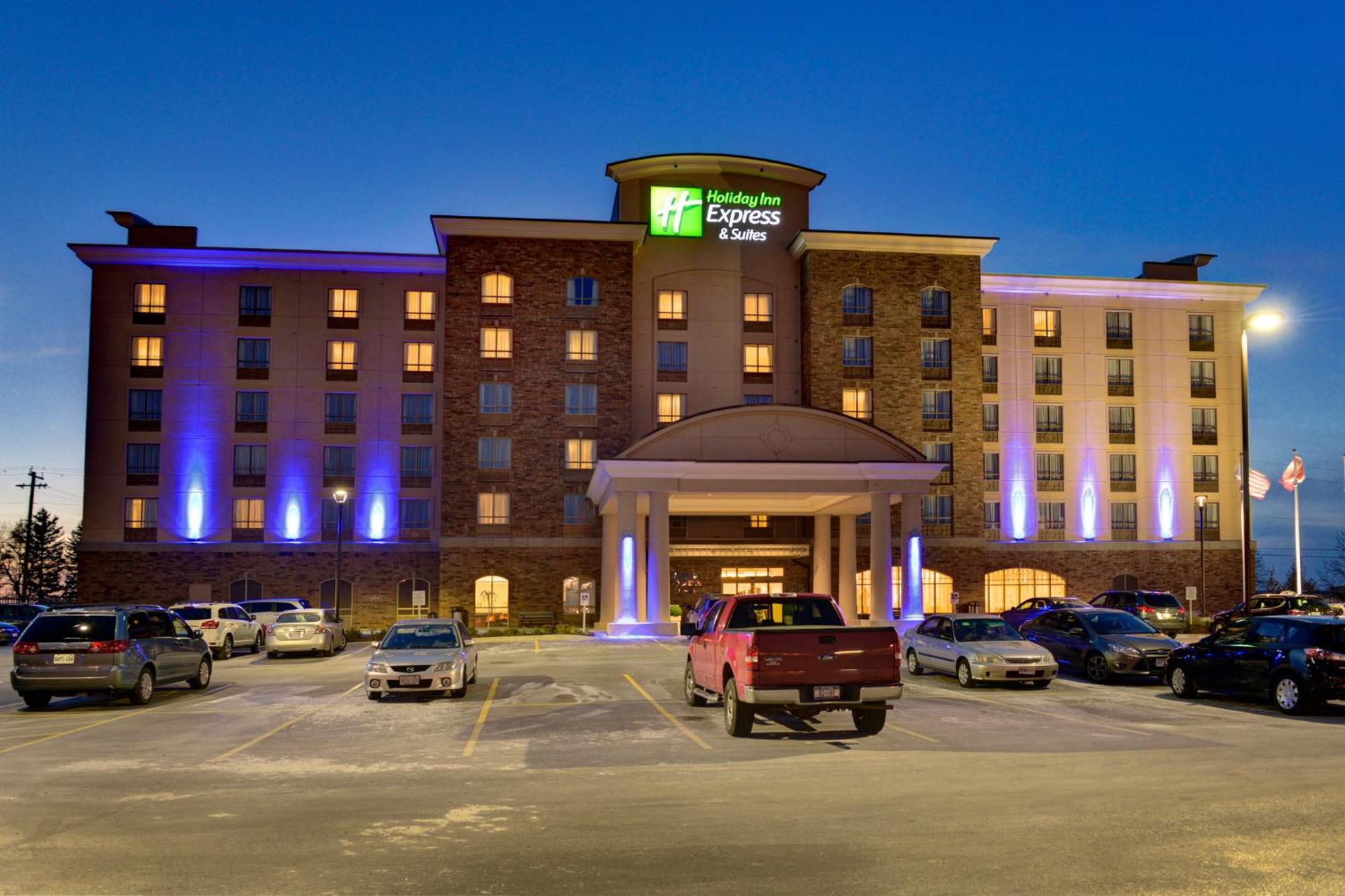 Holiday Inn Express Hotel & Suites Waterloo - St. Jacobs Area By Ihg Exterior foto